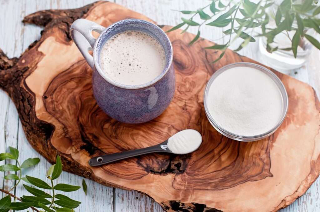 coffee in mug with collagen powder